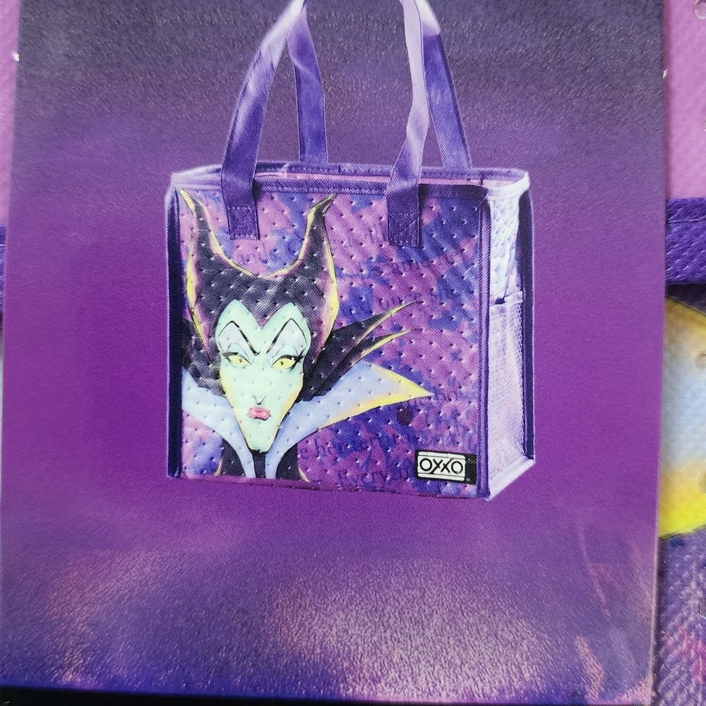 OXXO Disney Villains Mini Thermal Cooler - Purple - Picture 2 of 3